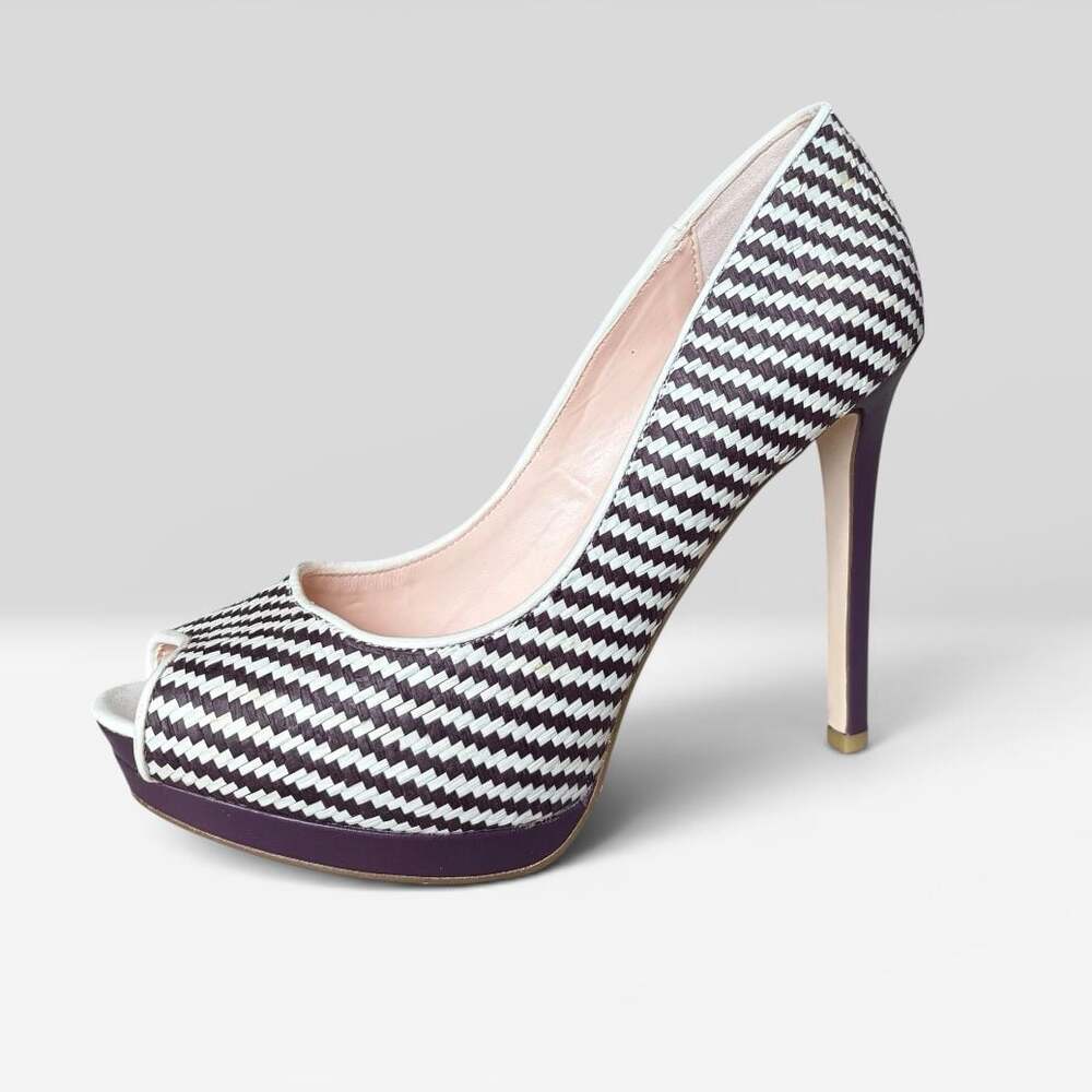 Madison by ShoeDazzle Trella Woven Peep Toe Platform Pumps Purple & White Sz 9